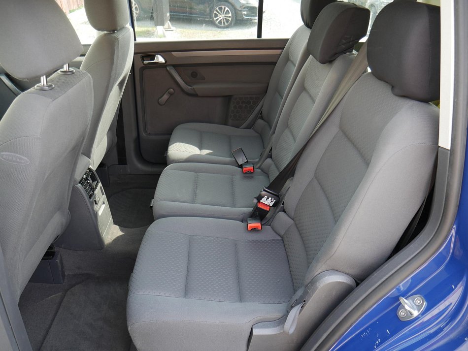 Volkswagen Touran 1.6i 