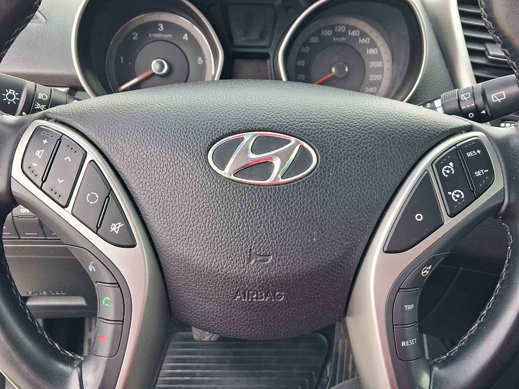 Hyundai I30 1.6 CRDI 