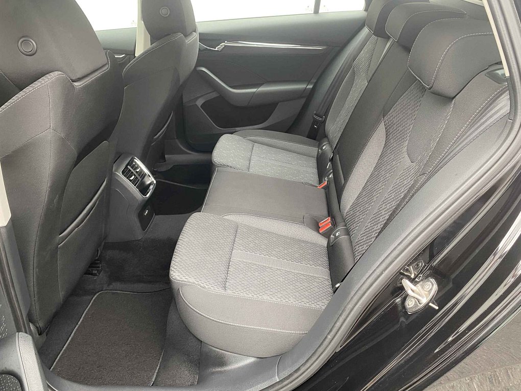 Škoda Octavia IV 2.0 TDi Style