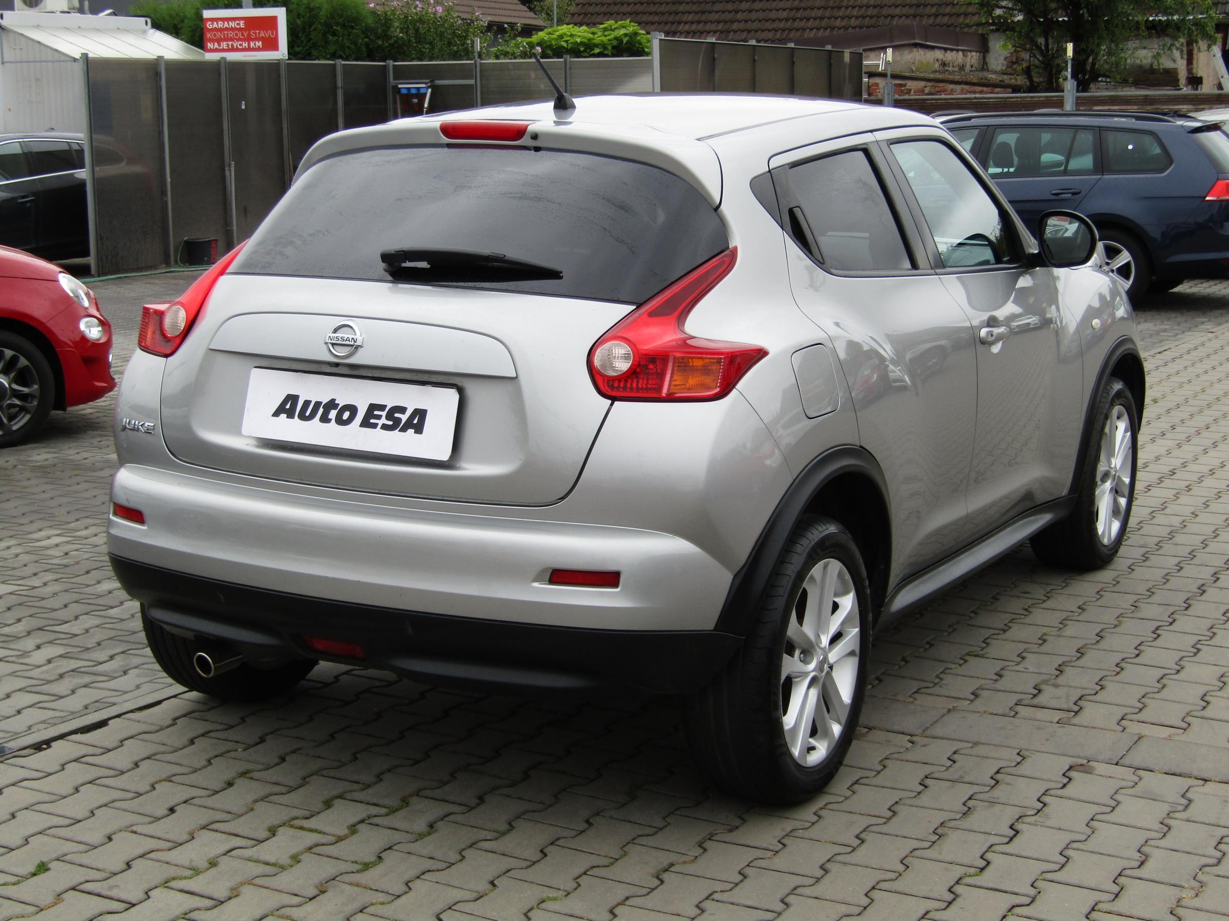 Nissan Juke, 2012 - pohled č. 4
