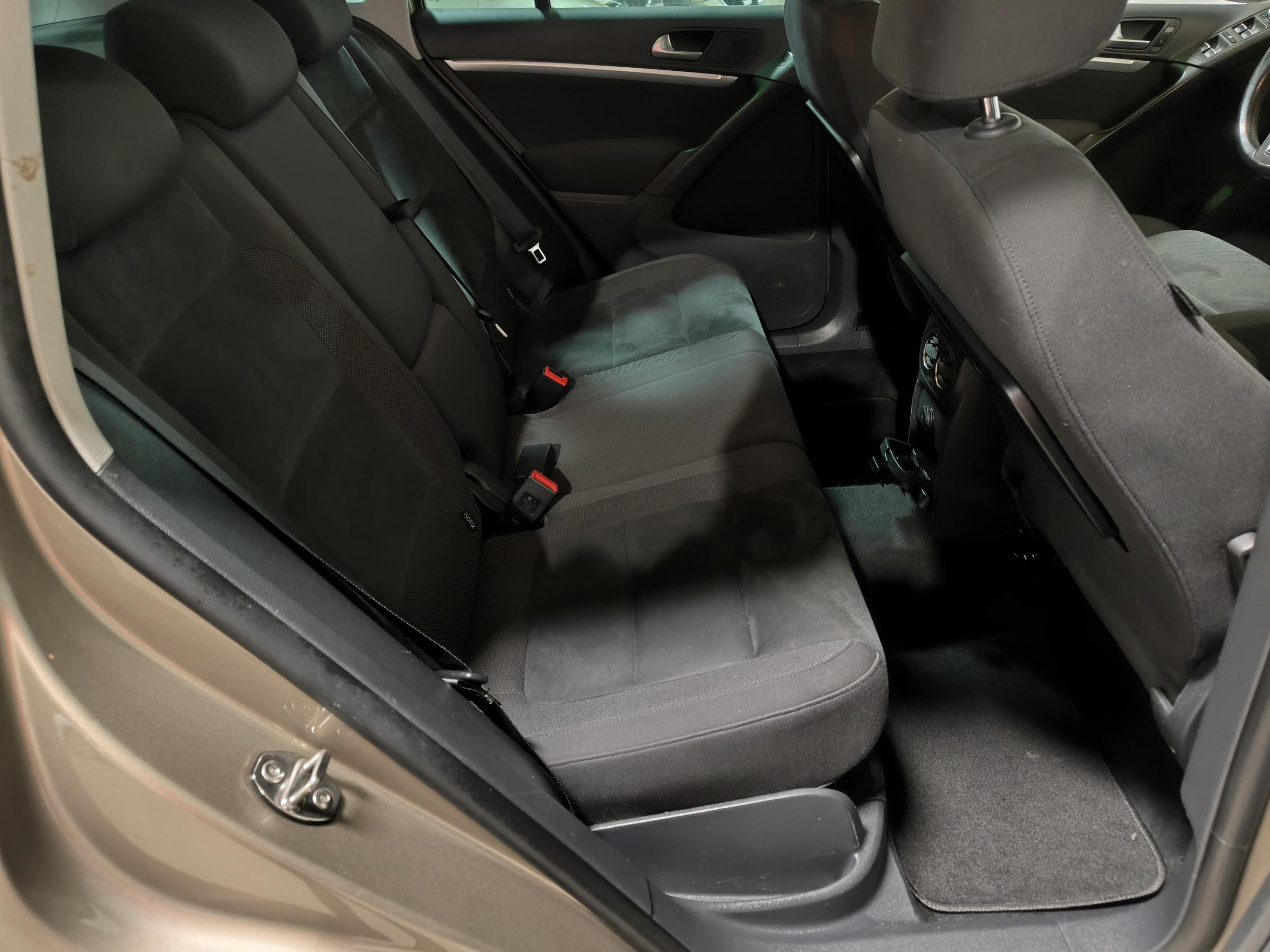 Volkswagen Tiguan, 2013 - pohled č. 11