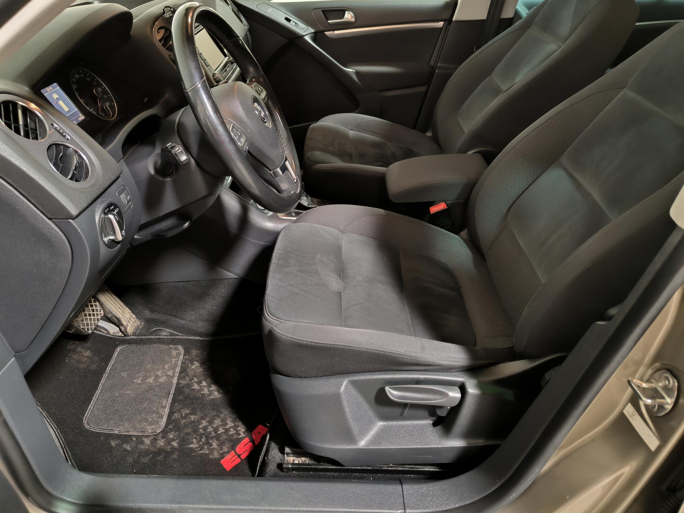 Volkswagen Tiguan, 2013 - pohled č. 9