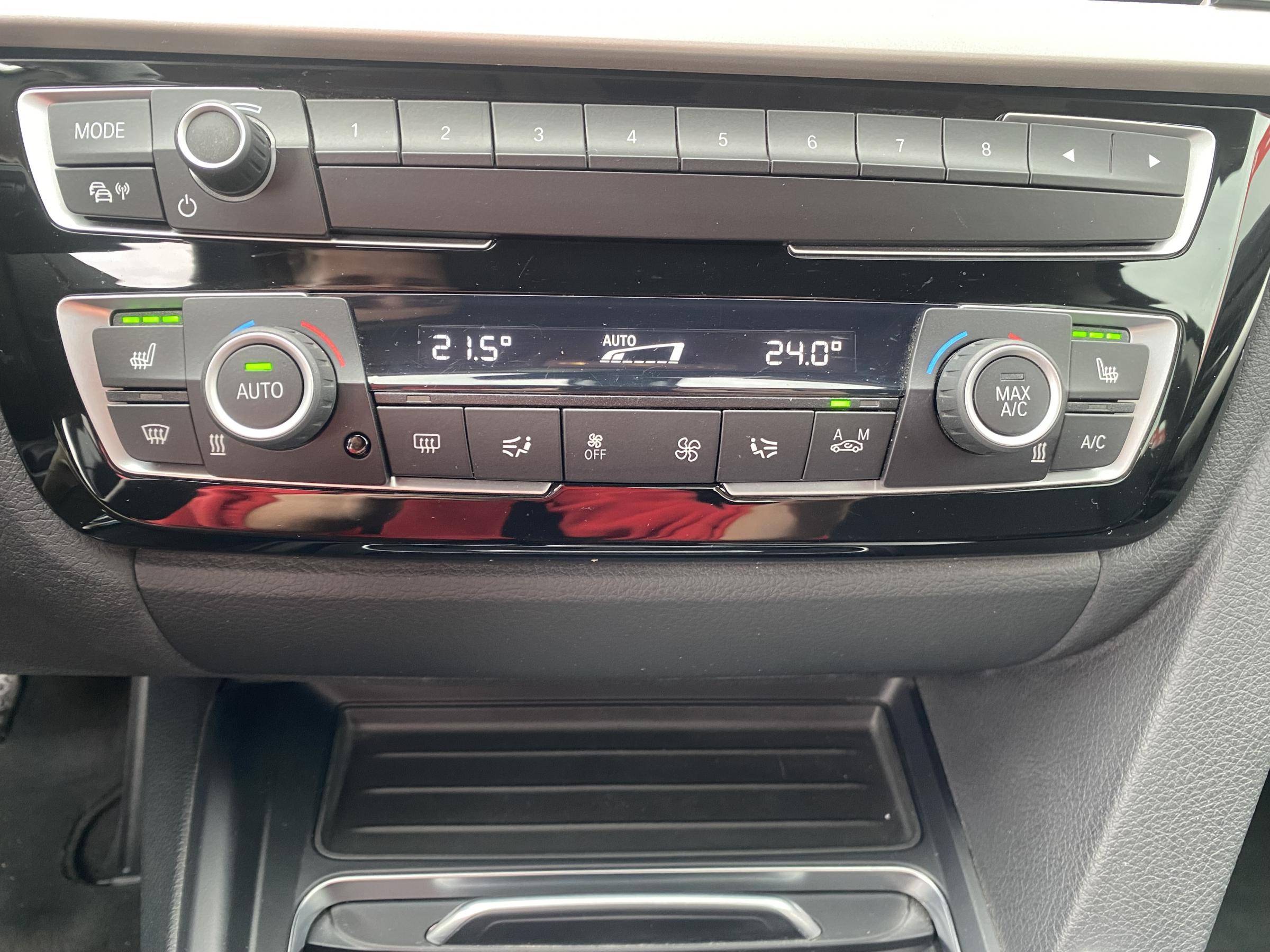 BMW Řada 3, 2019 - pohled č. 16