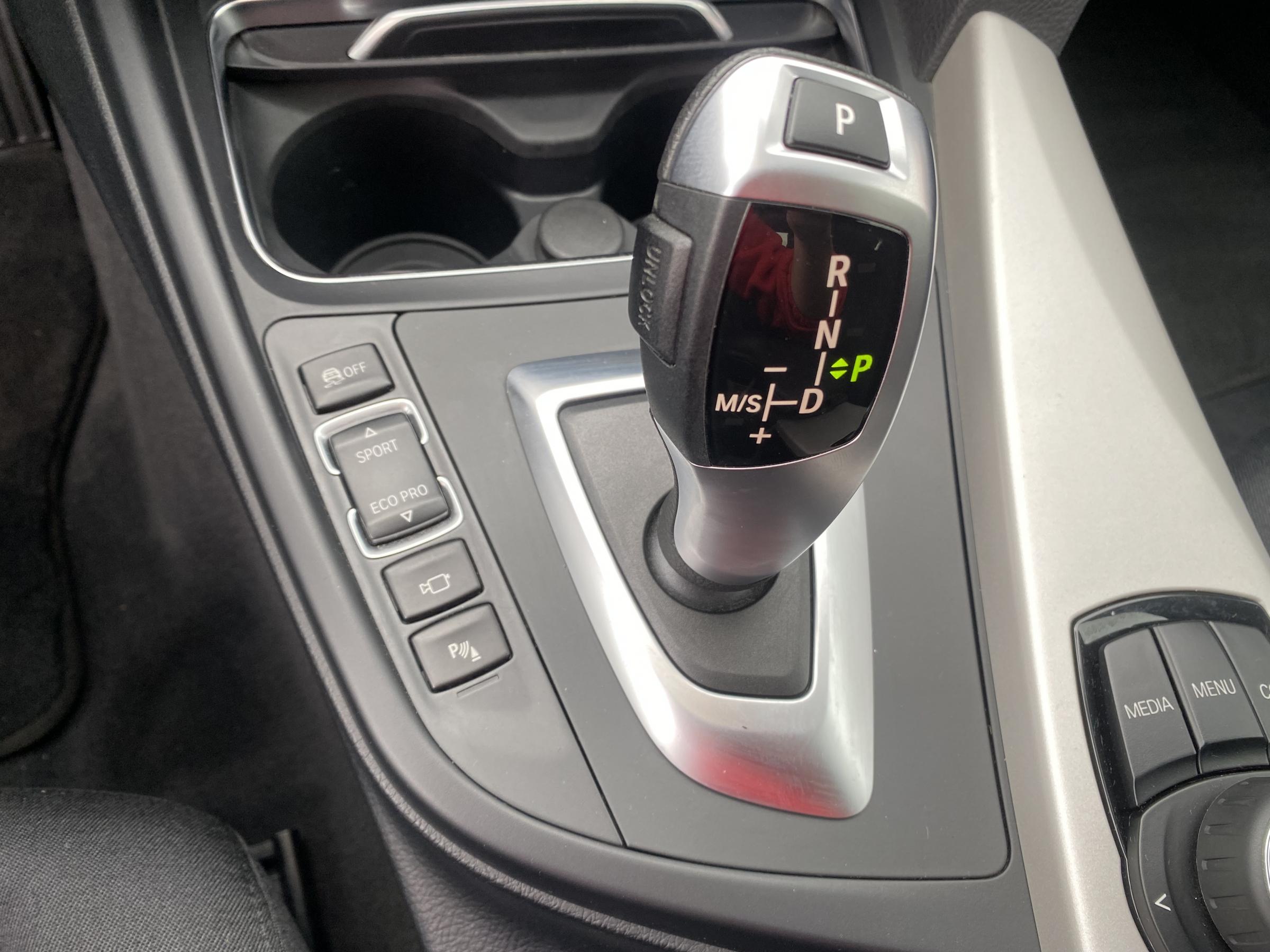 BMW Řada 3, 2019 - pohled č. 17