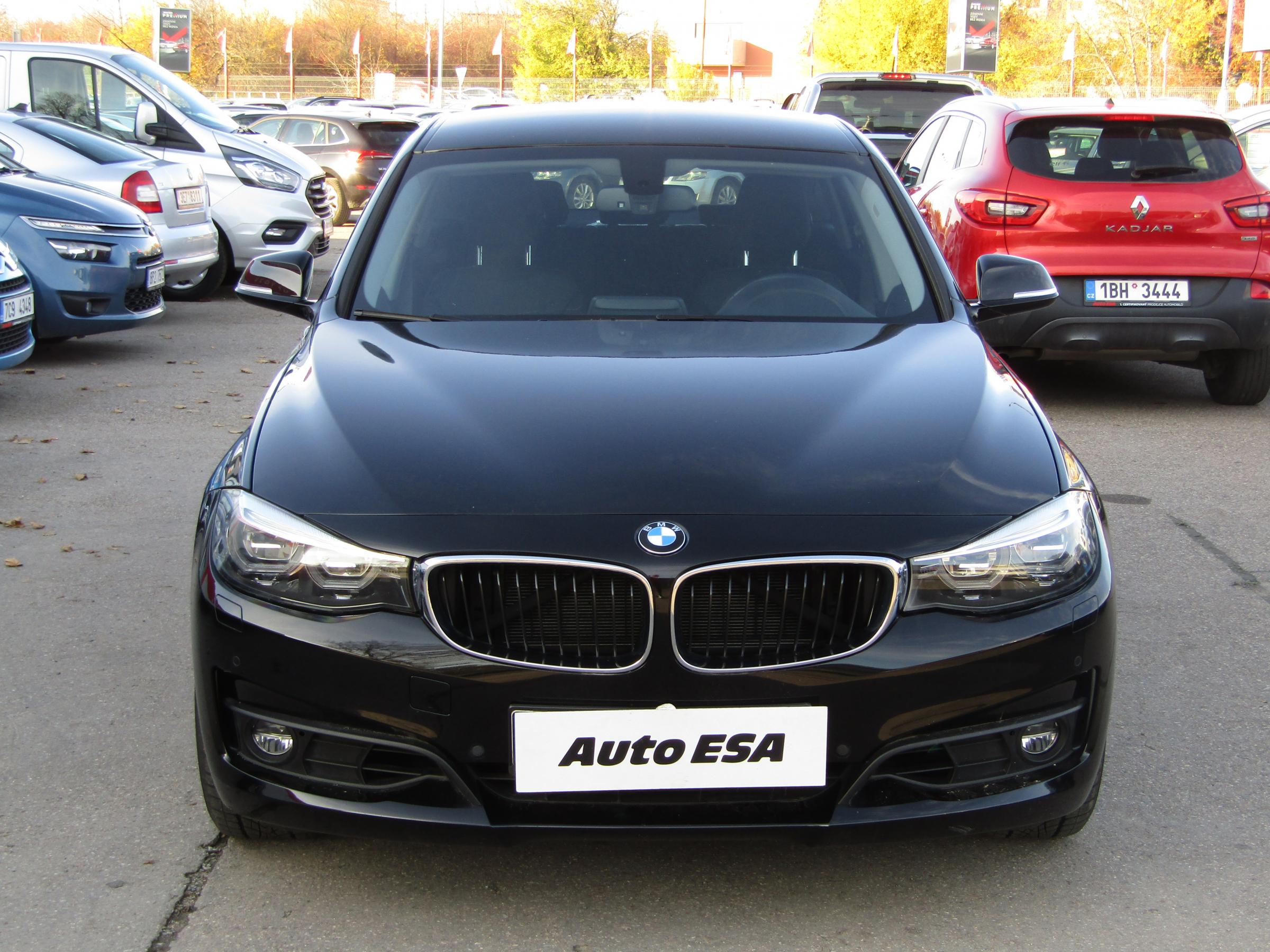 BMW Řada 3, 2019 - pohled č. 2