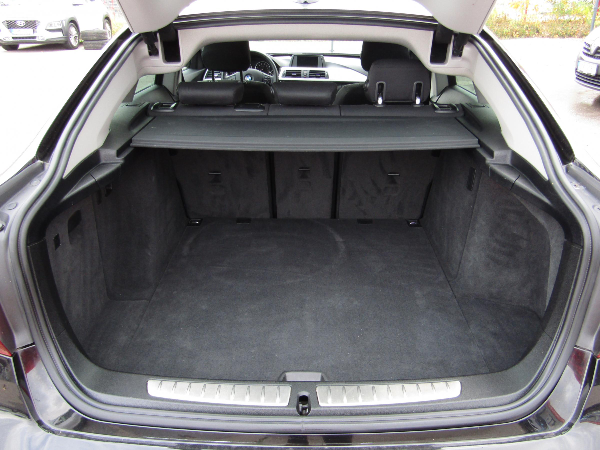 BMW Řada 3, 2019 - pohled č. 7