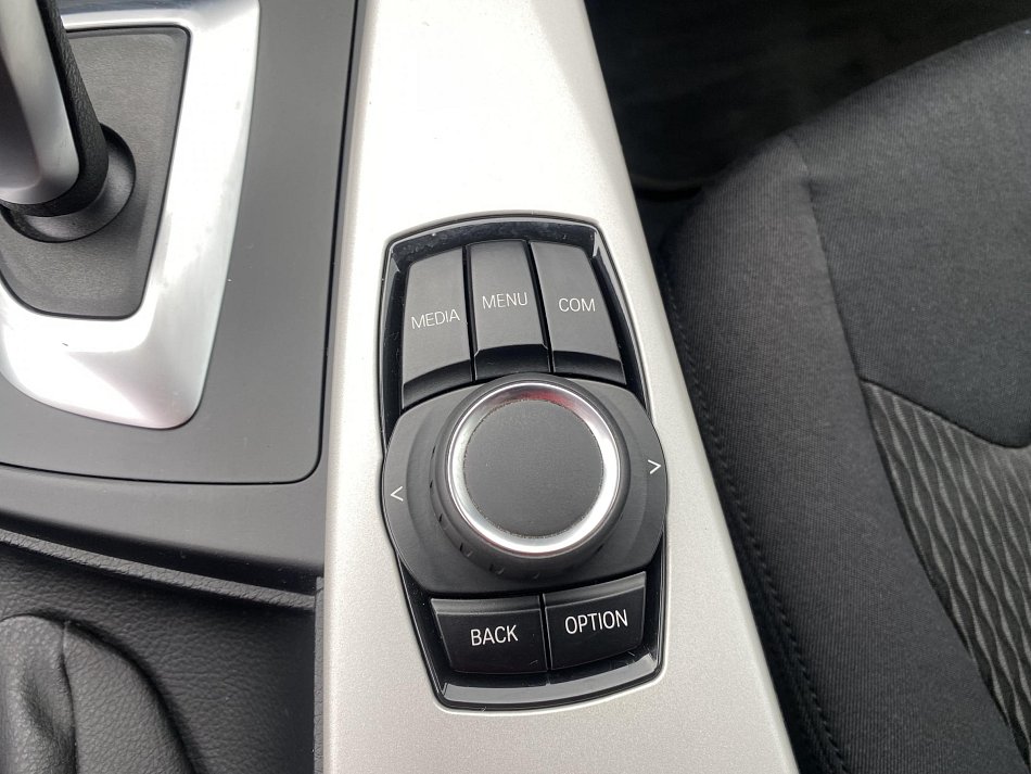 BMW Řada 3 2.0  Gran Turismo 330i xDrive