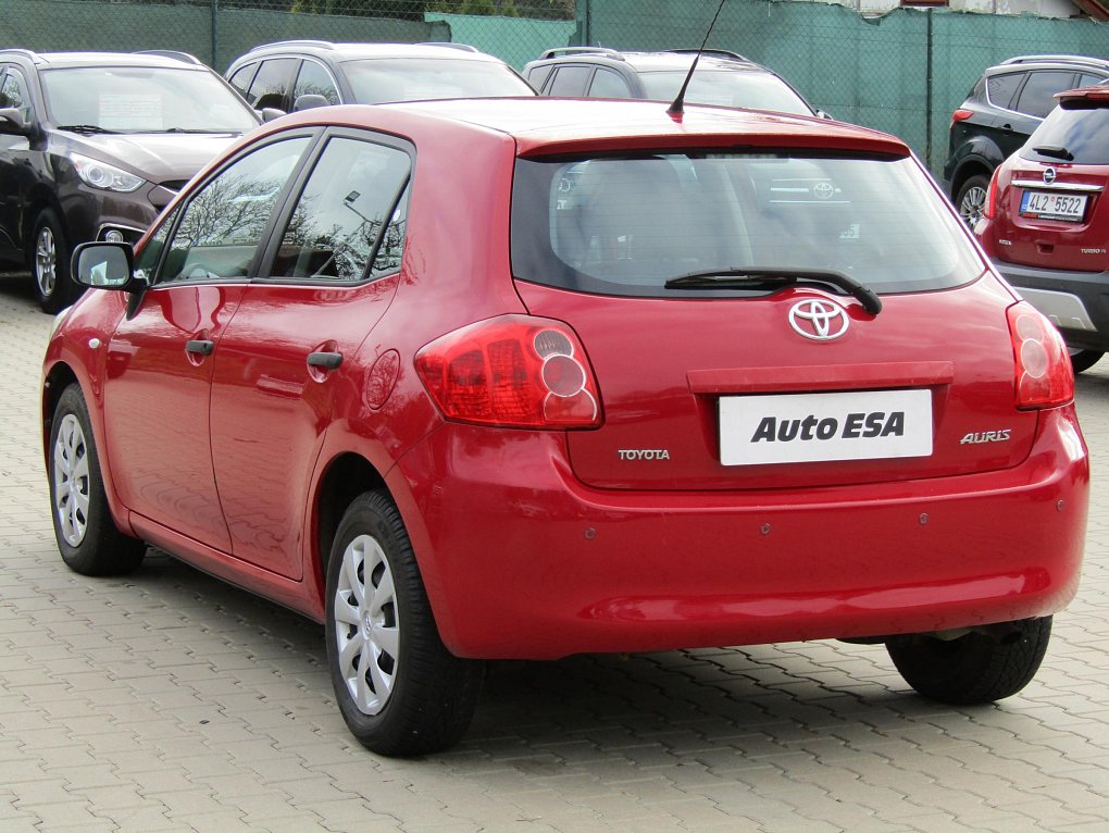Toyota Auris 1.3 VVT-i 