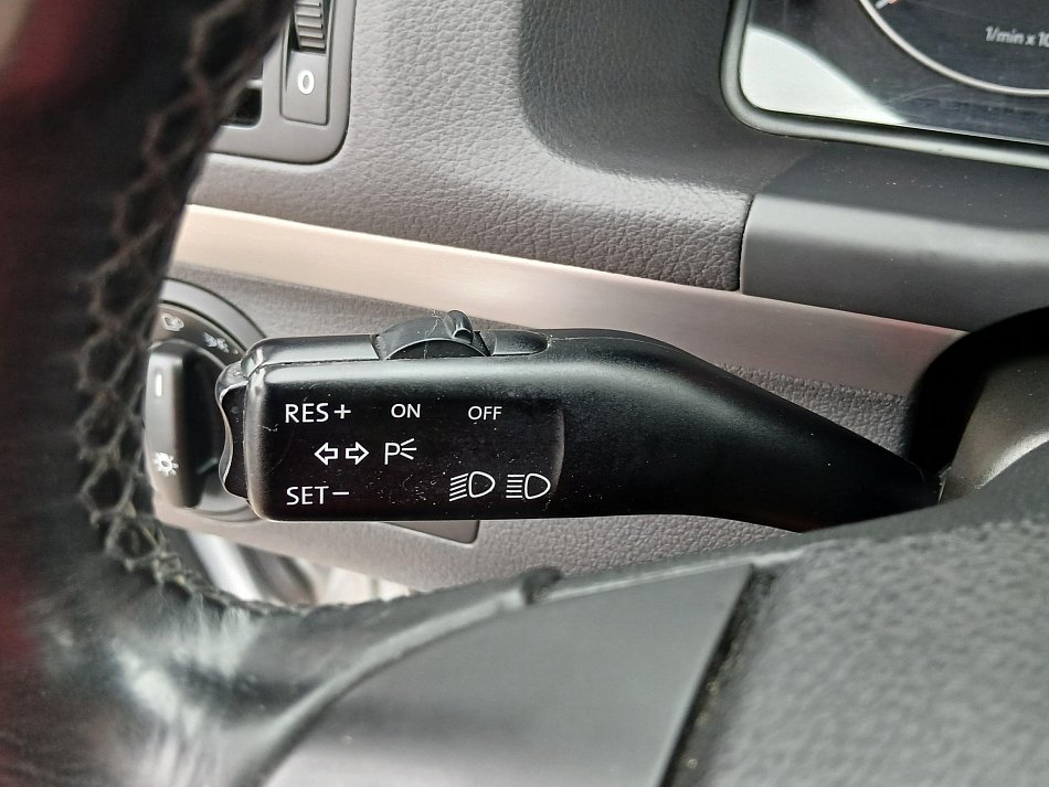 Volkswagen Touran 1.4 TSi Highline