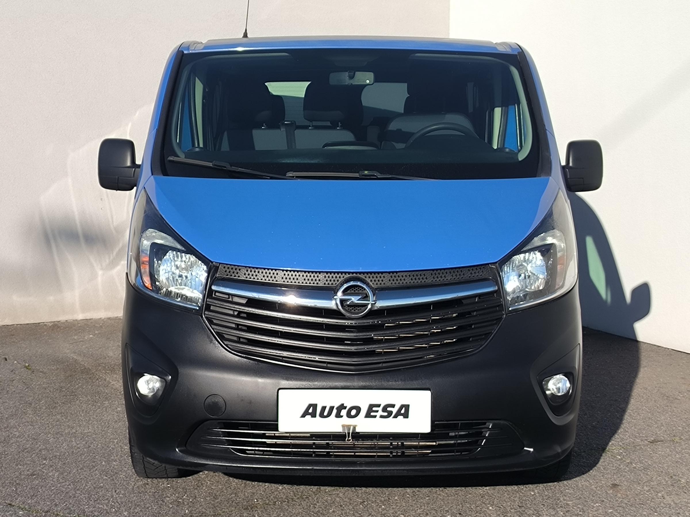 Opel Vivaro, 2015 - pohled č. 2