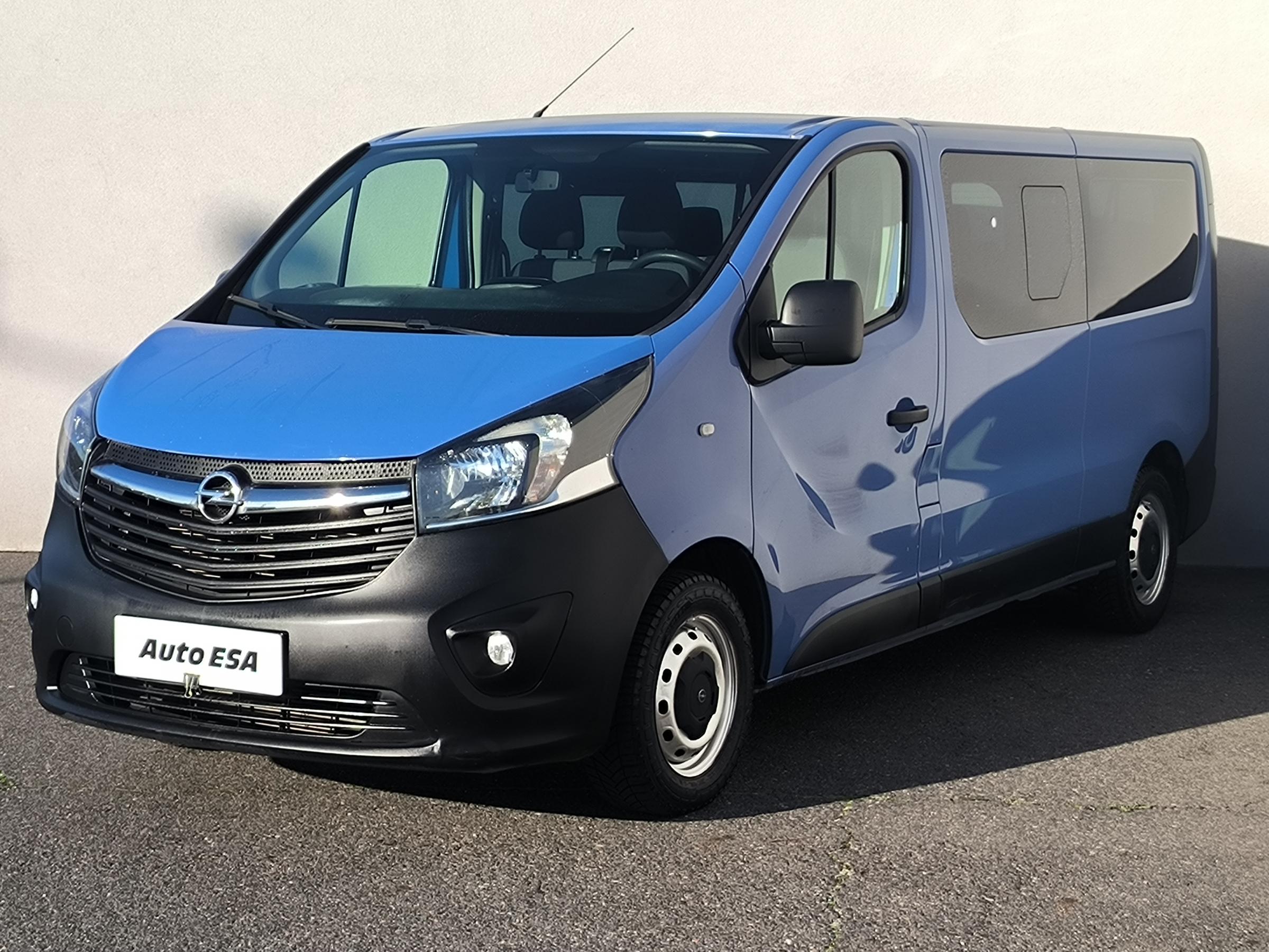 Opel Vivaro, 2015 - pohled č. 3