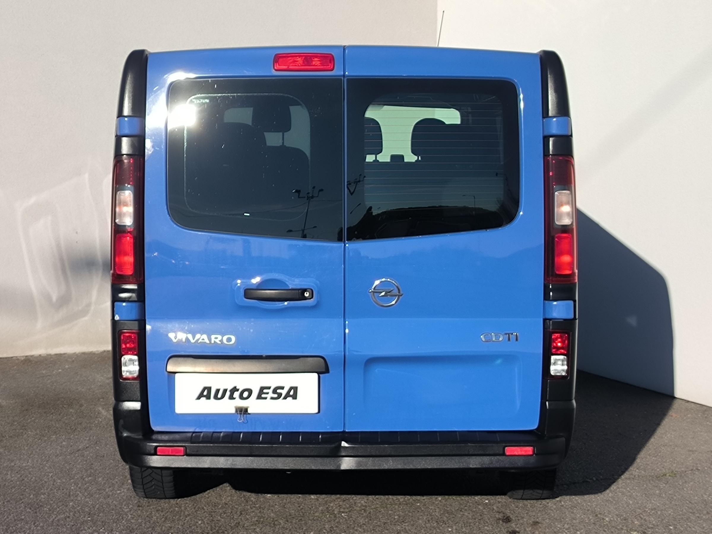 Opel Vivaro, 2015 - pohled č. 5