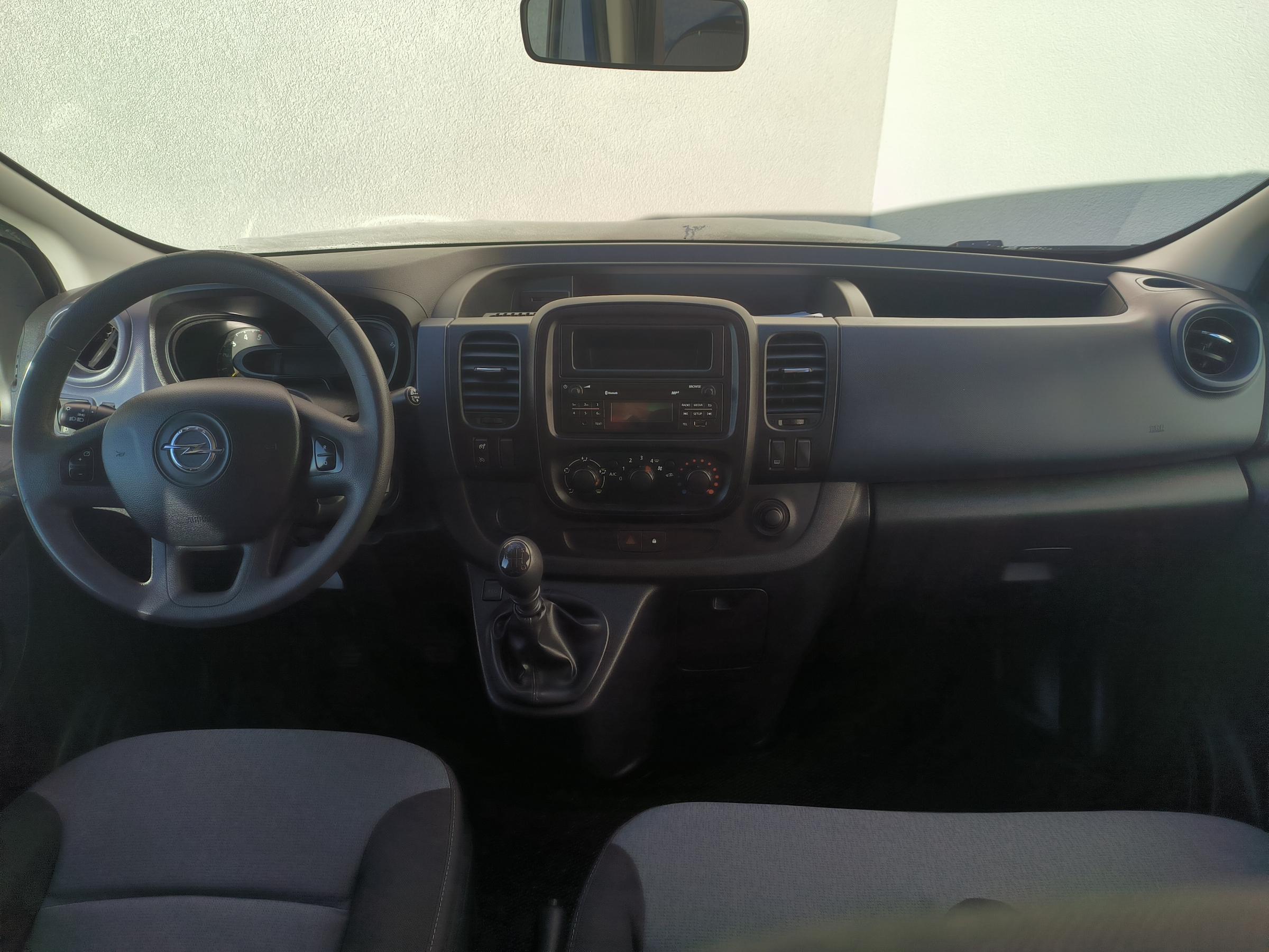 Opel Vivaro, 2015 - pohled č. 8