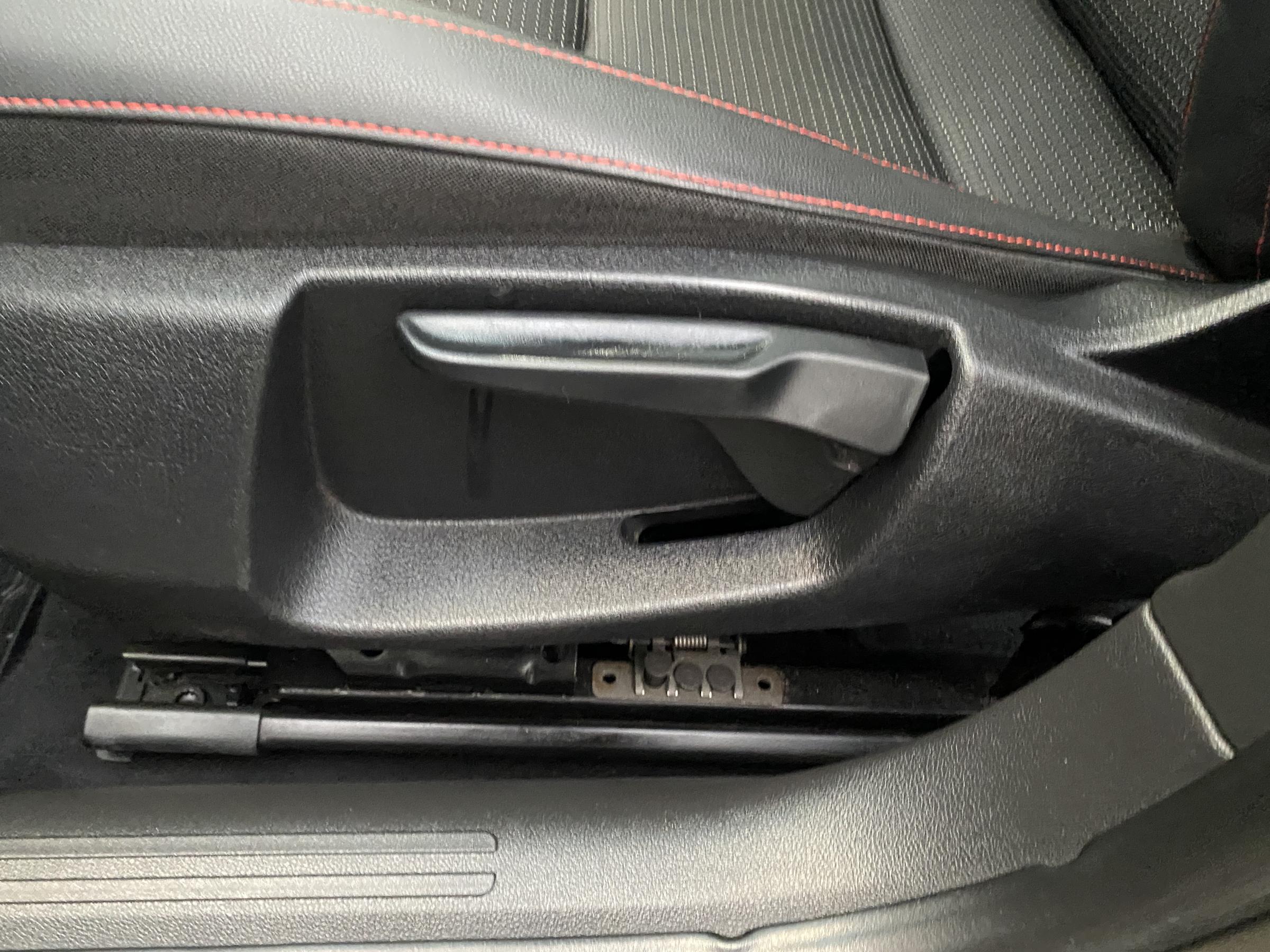 Seat Leon, 2016 - pohled č. 14