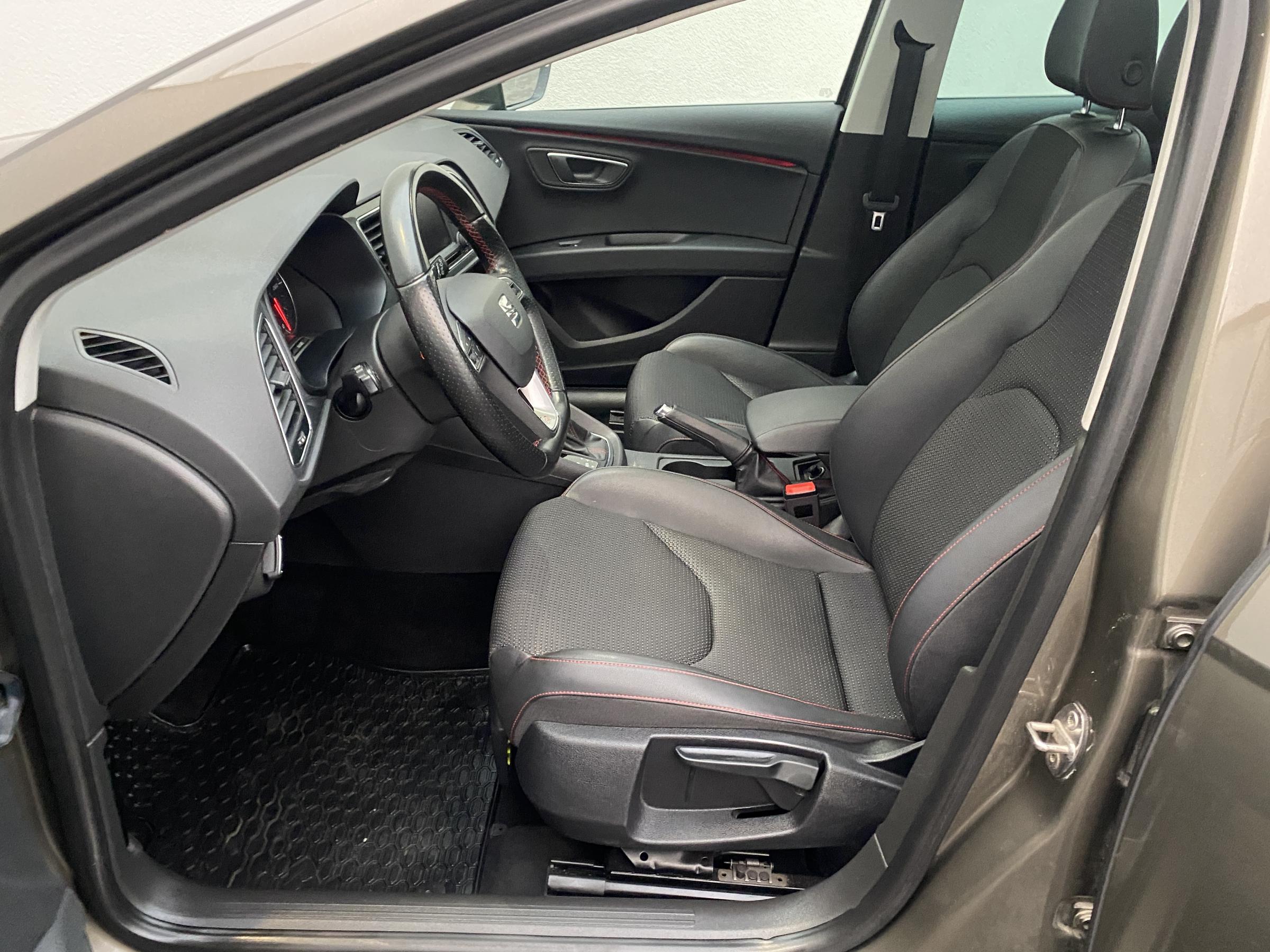 Seat Leon, 2016 - pohled č. 9