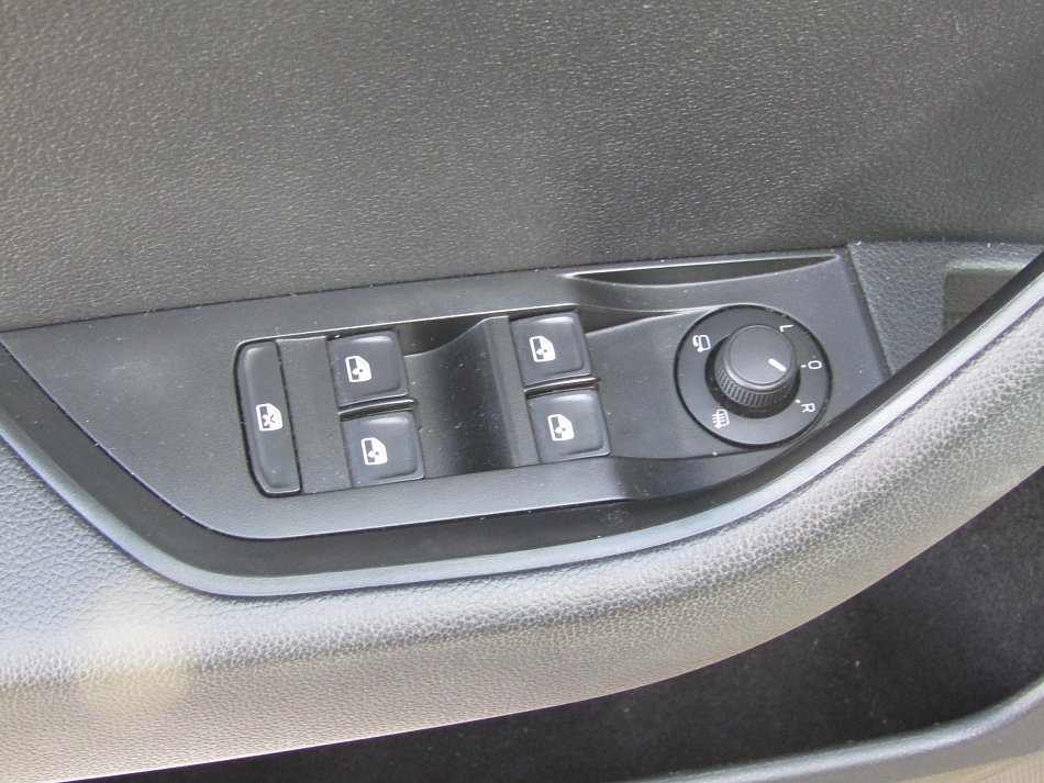 Škoda Superb III 1.6 TDi 