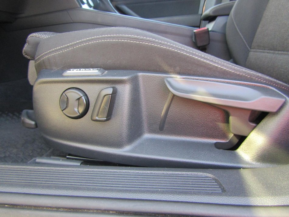 Volkswagen Passat 2.0TDi 