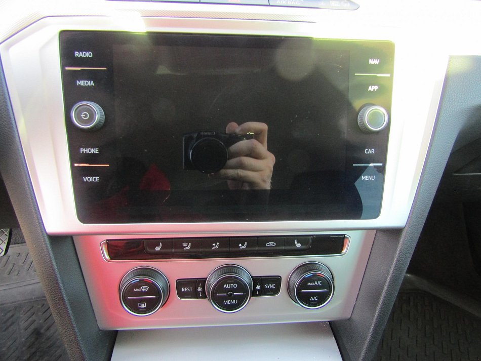 Volkswagen Passat 2.0TDi 