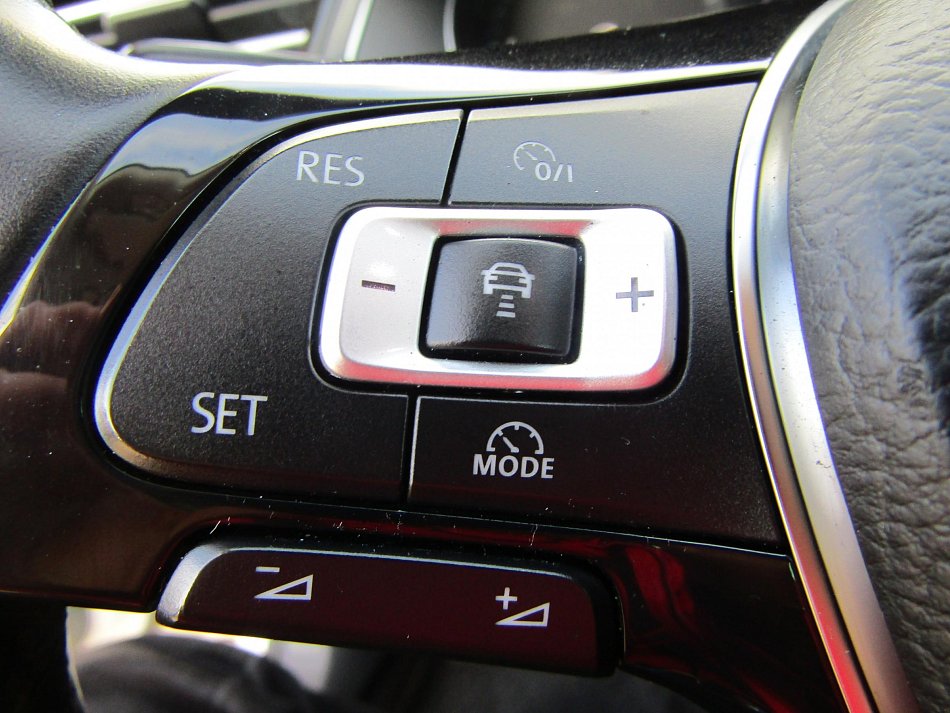 Volkswagen Passat 2.0TDi 