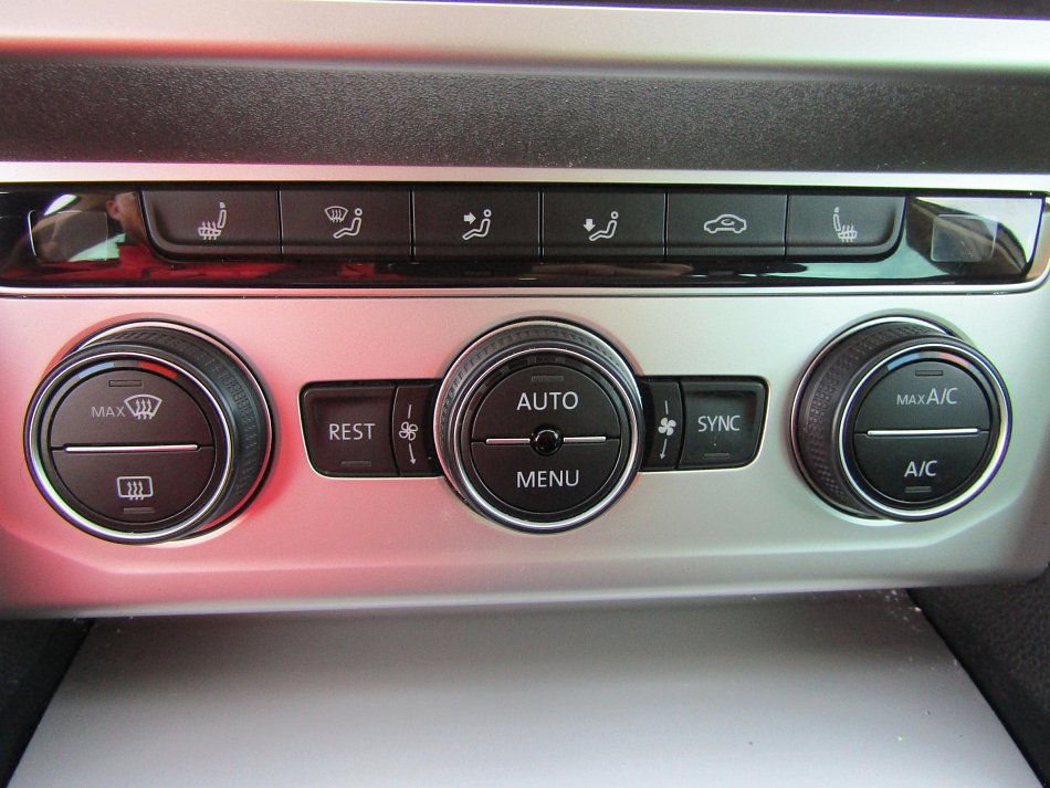 Volkswagen Passat 2.0TDi 