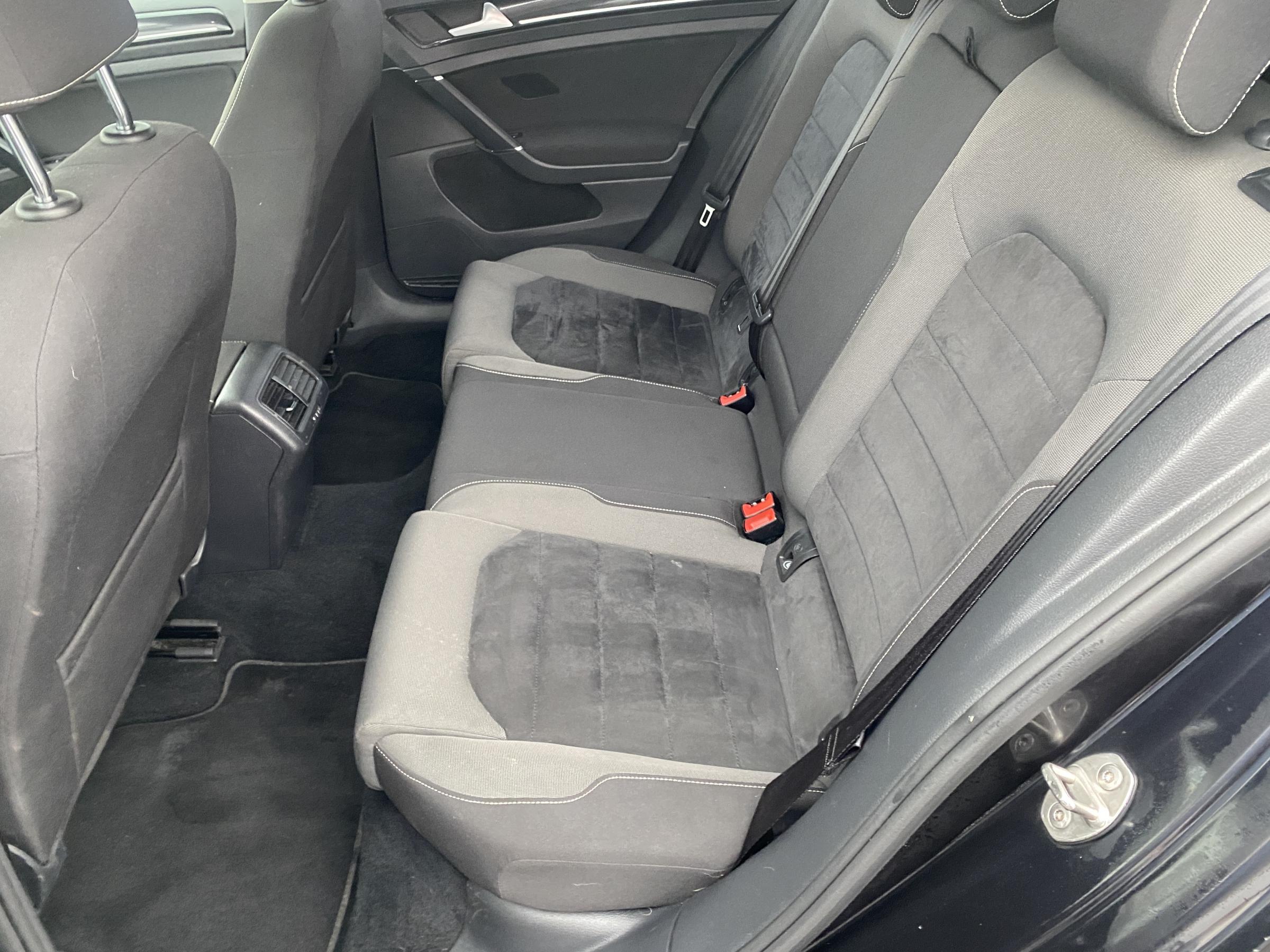 Volkswagen Golf, 2017 - pohled č. 10