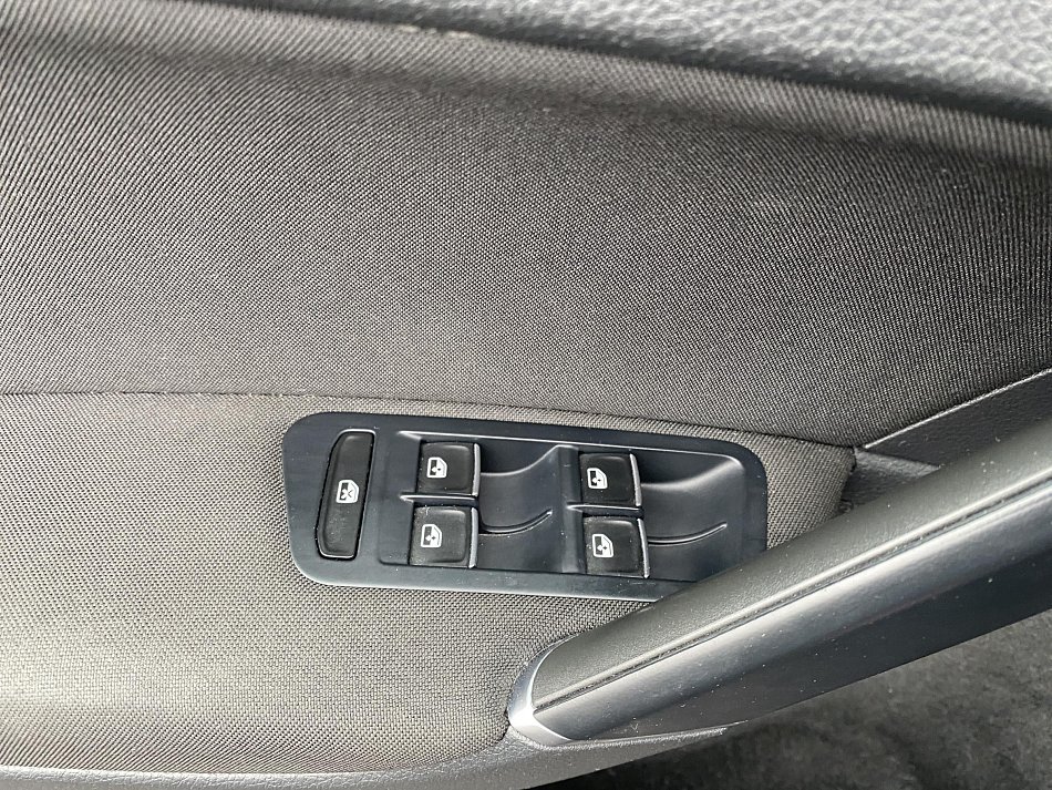 Volkswagen Golf 2.0 TDI 