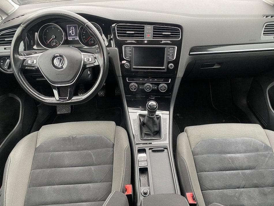 Volkswagen Golf 2.0 TDI 