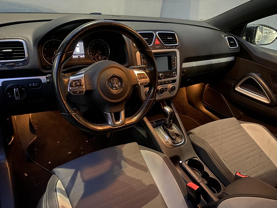 Volkswagen Scirocco 2.0TSi 