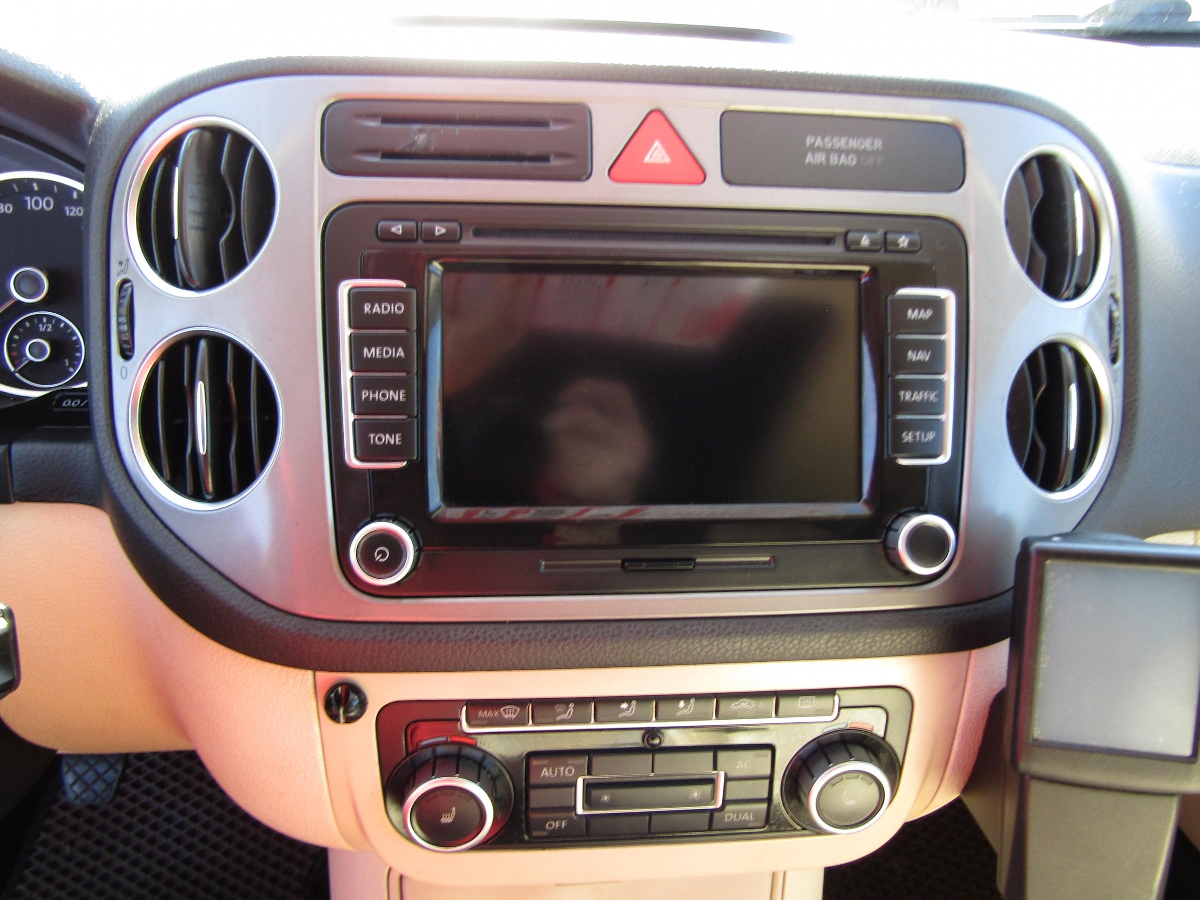 Volkswagen Tiguan, 2010 - pohled č. 13