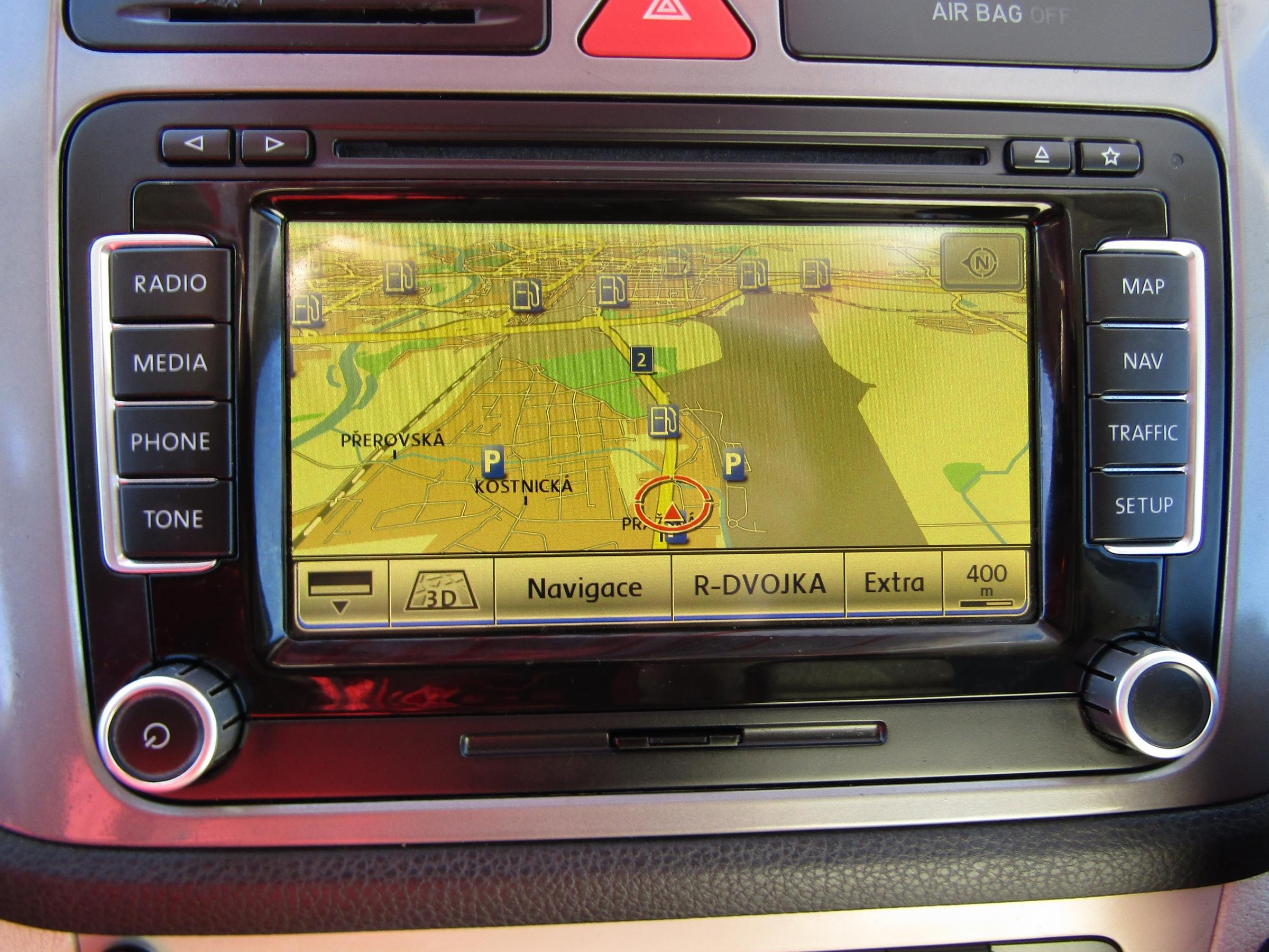 Volkswagen Tiguan, 2010 - pohled č. 16