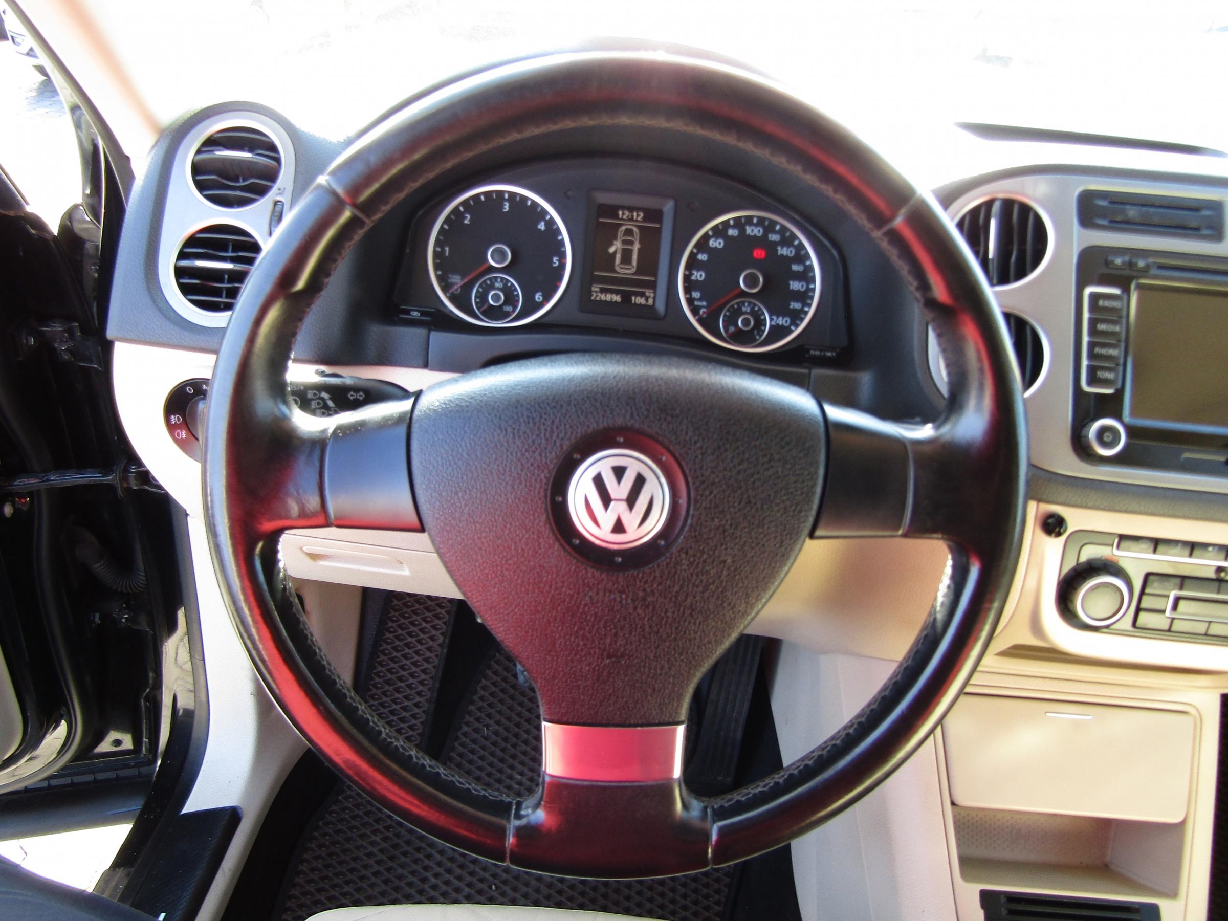 Volkswagen Tiguan, 2010 - pohled č. 17