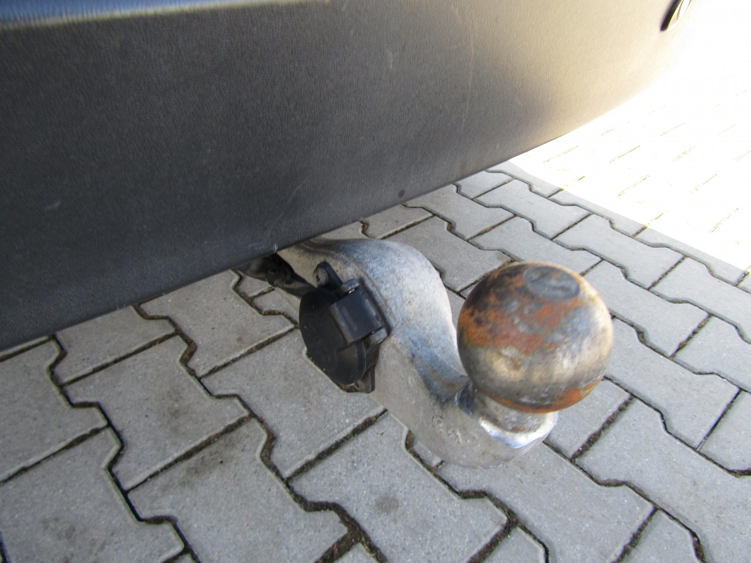 Volkswagen Tiguan, 2010 - pohled č. 18