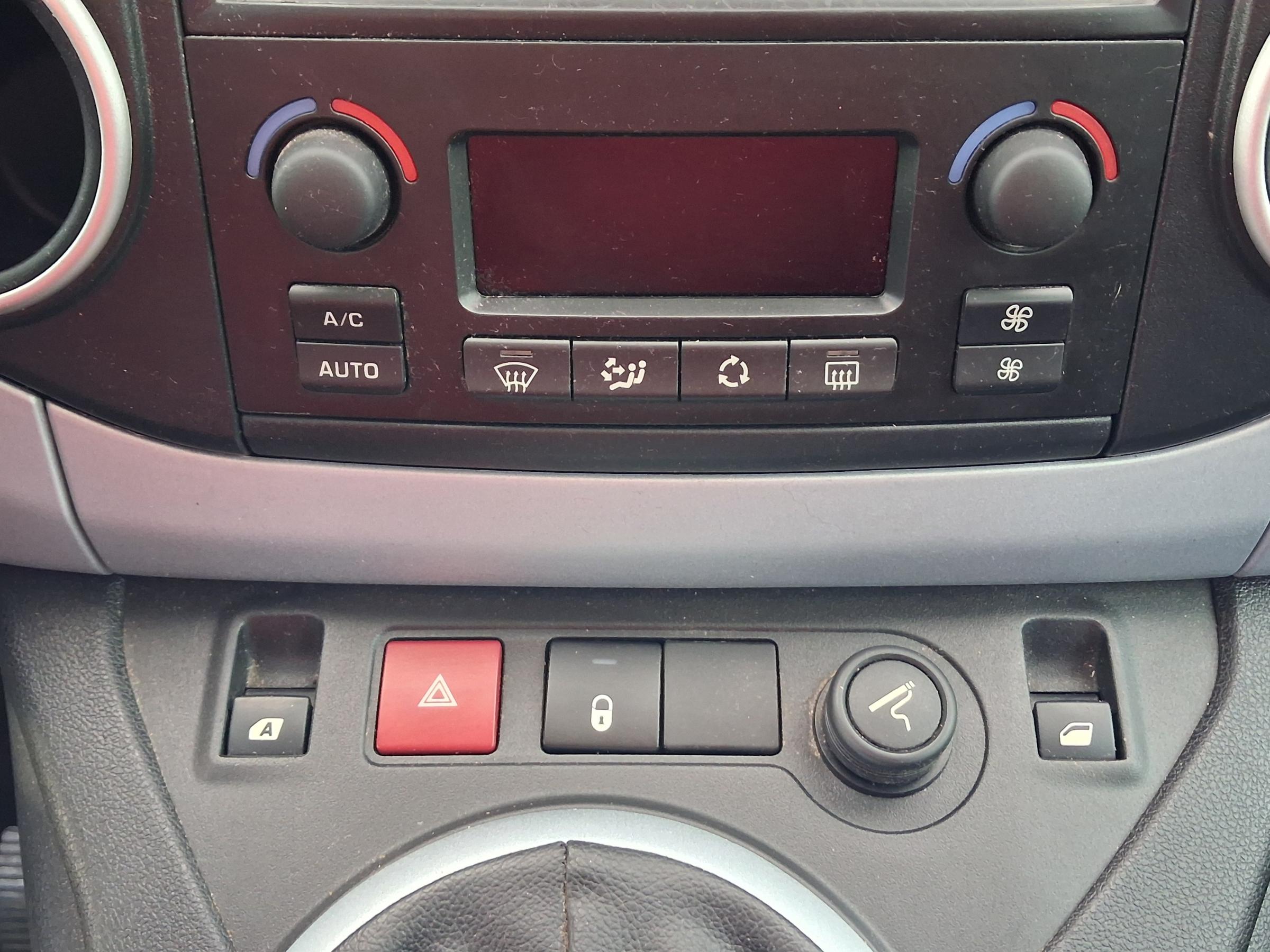 Citroën Berlingo, 2012 - pohled č. 15