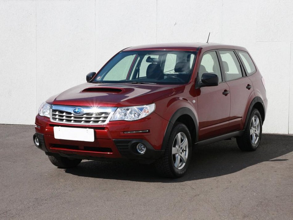 Subaru Forester 2.0 i 