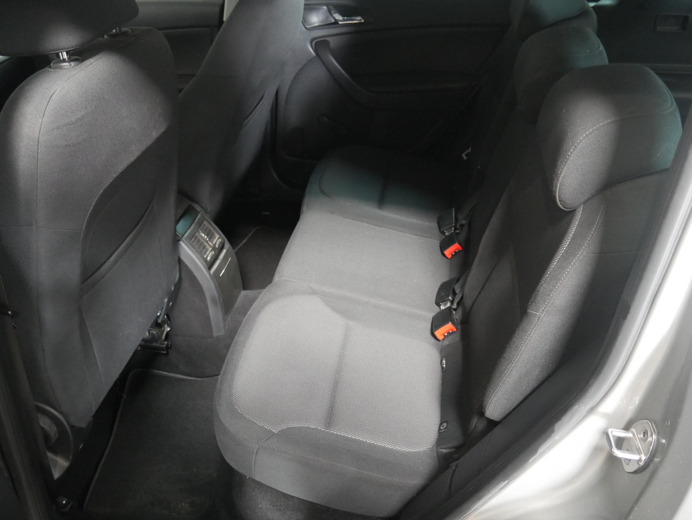 Škoda Yeti, 2014 - pohled č. 10