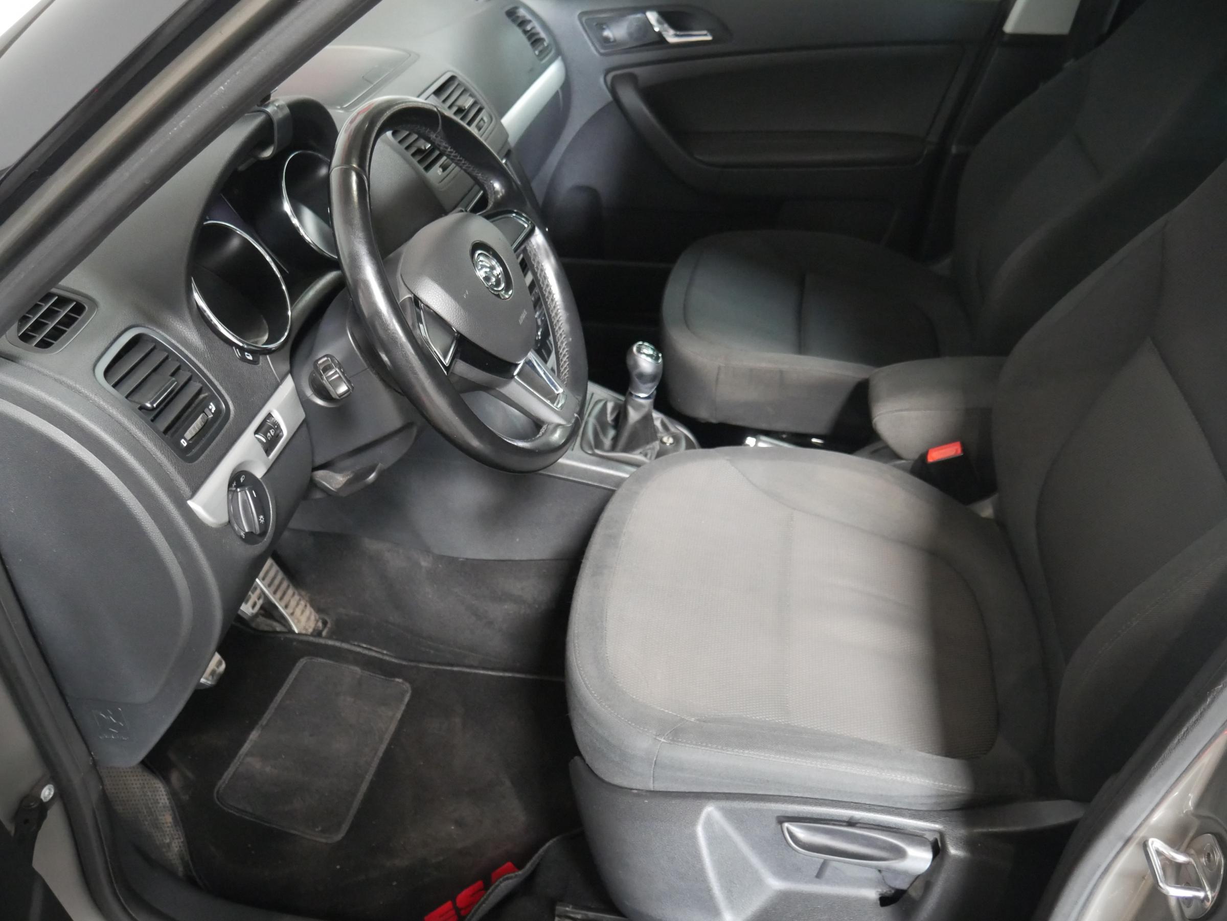 Škoda Yeti, 2014 - pohled č. 9