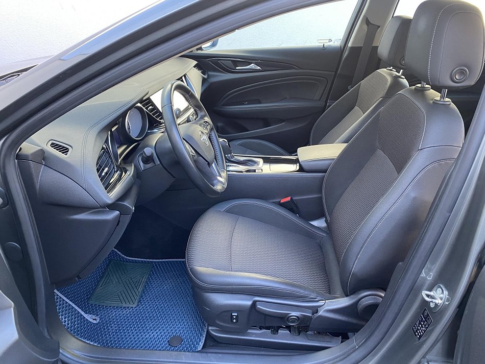 Opel Insignia 2.0 CDTi 