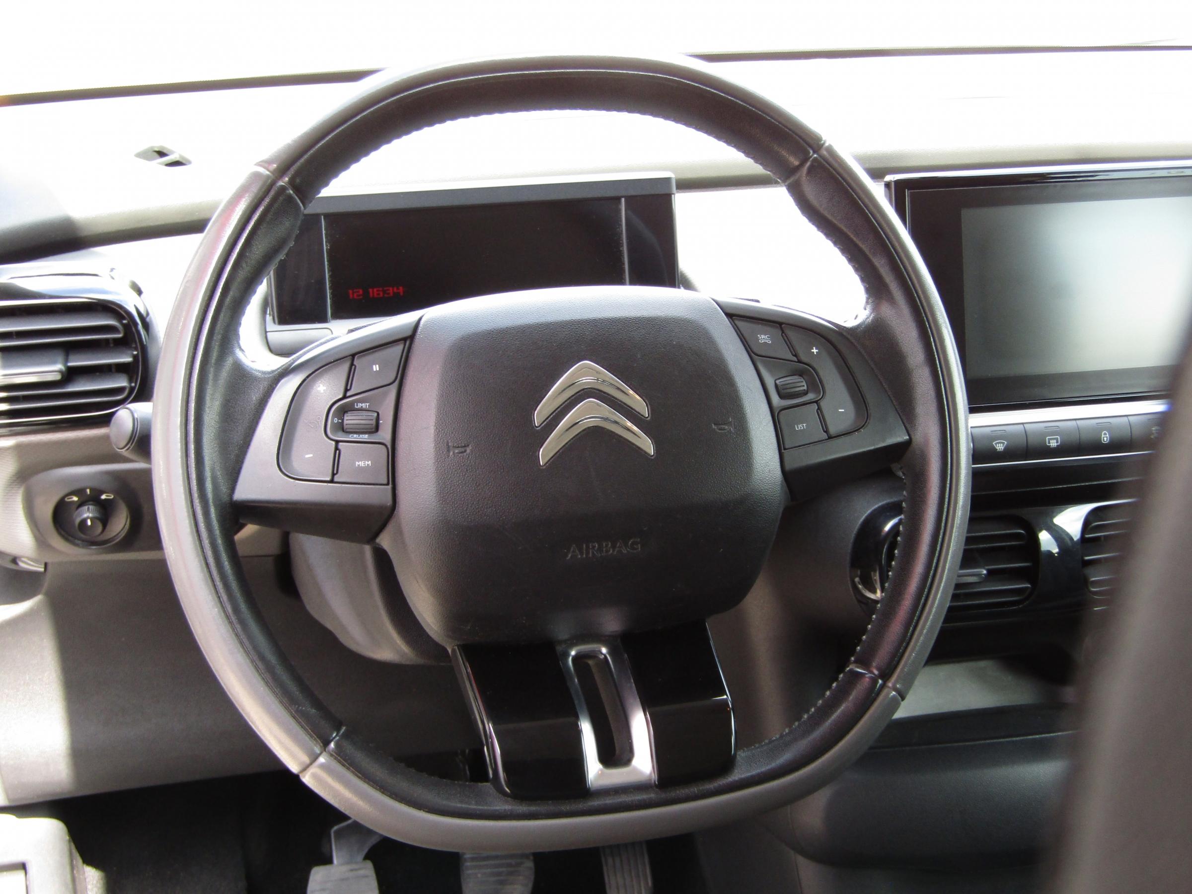 Citroën C4 Cactus, 2015 - pohled č. 12