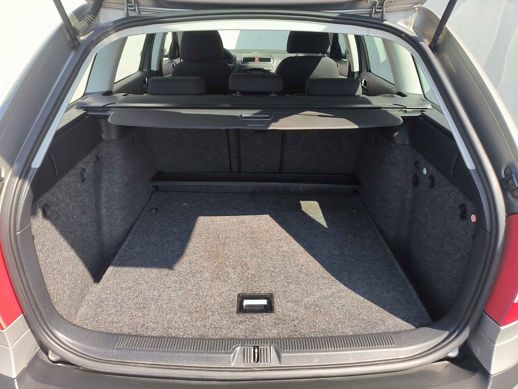 Škoda Octavia II 1.6 MPi Ambiente