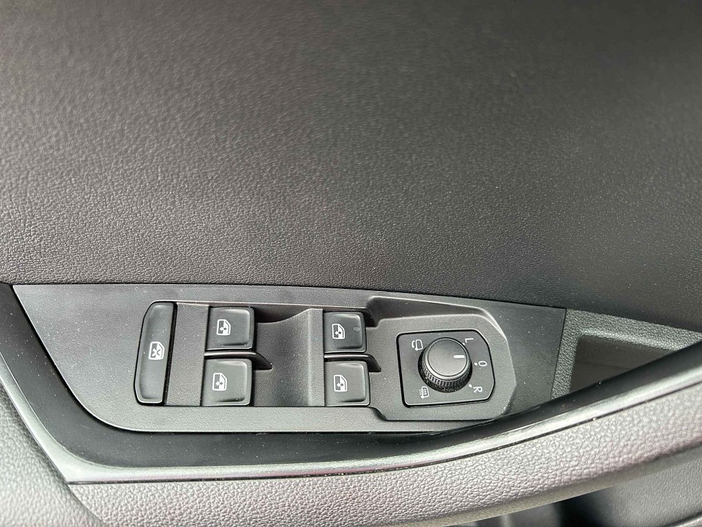 Škoda Karoq 1.5 TSI SportLine