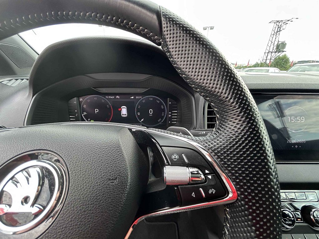 Škoda Karoq 1.5 TSI SportLine