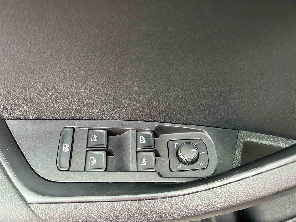 Škoda Karoq 1.5 TSI SportLine