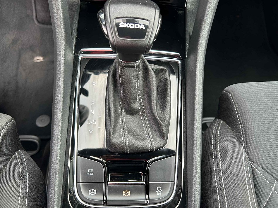 Škoda Karoq 1.5 TSI SportLine