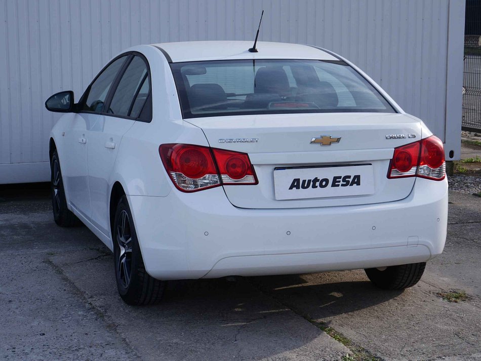 Chevrolet Cruze 1.6 16V 