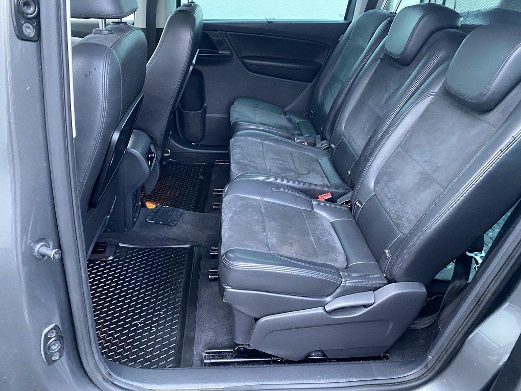 Volkswagen Sharan 2.0 TDi Highline