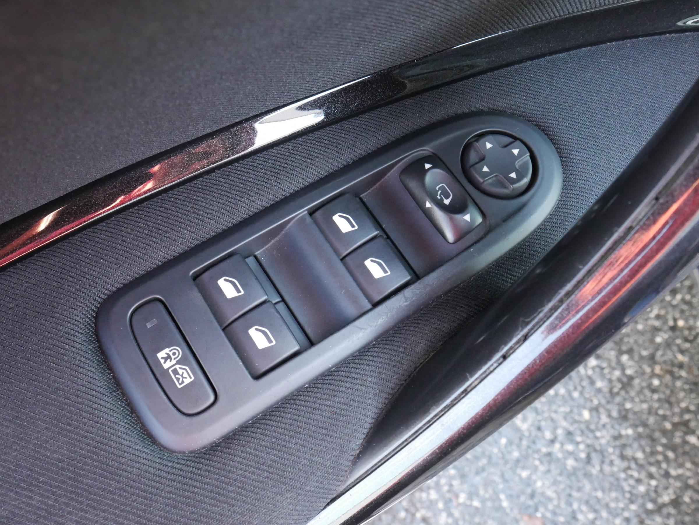 Citroën C5, 2016 - pohled č. 15