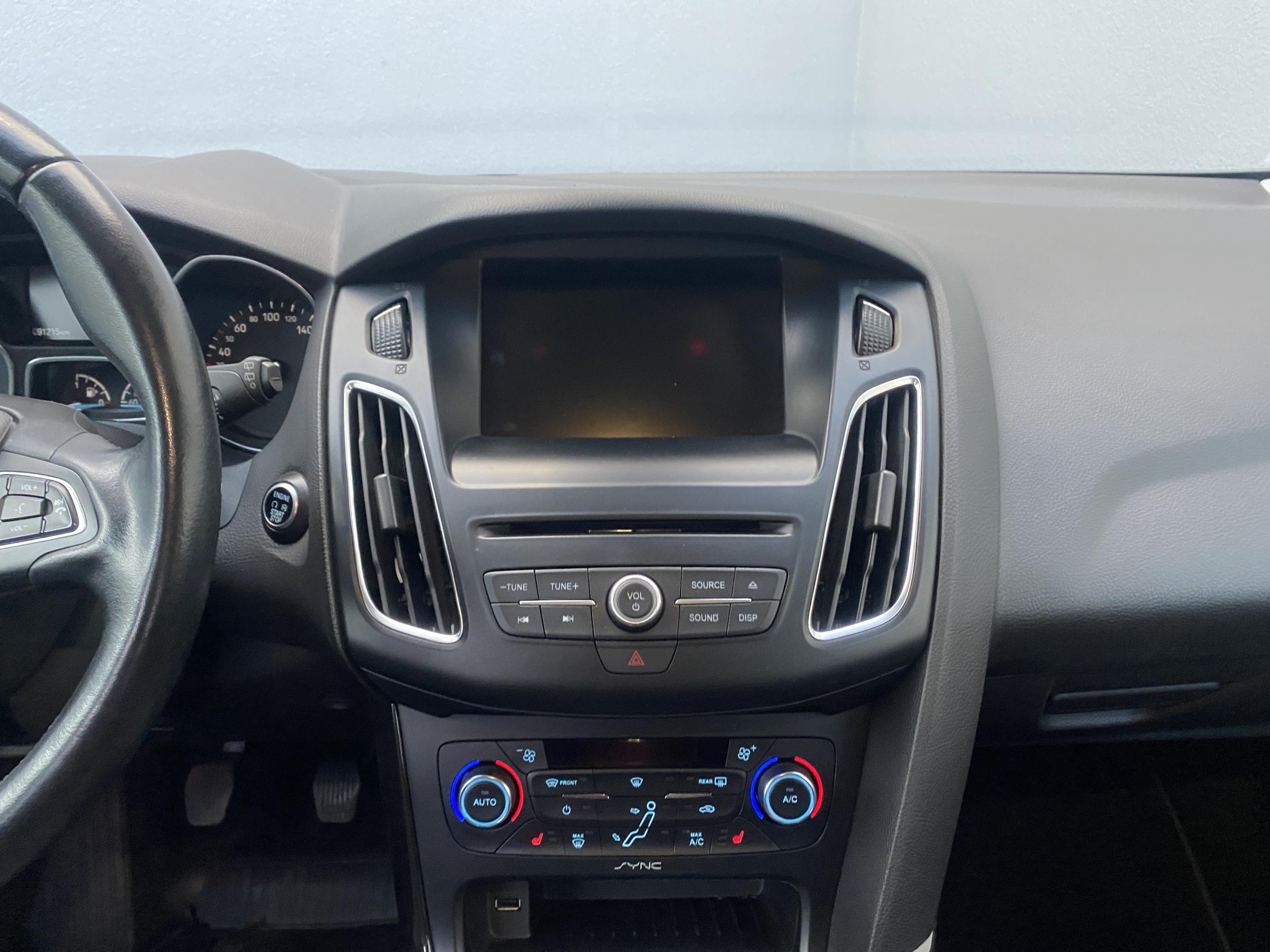 Ford Focus, 2015 - pohled č. 12