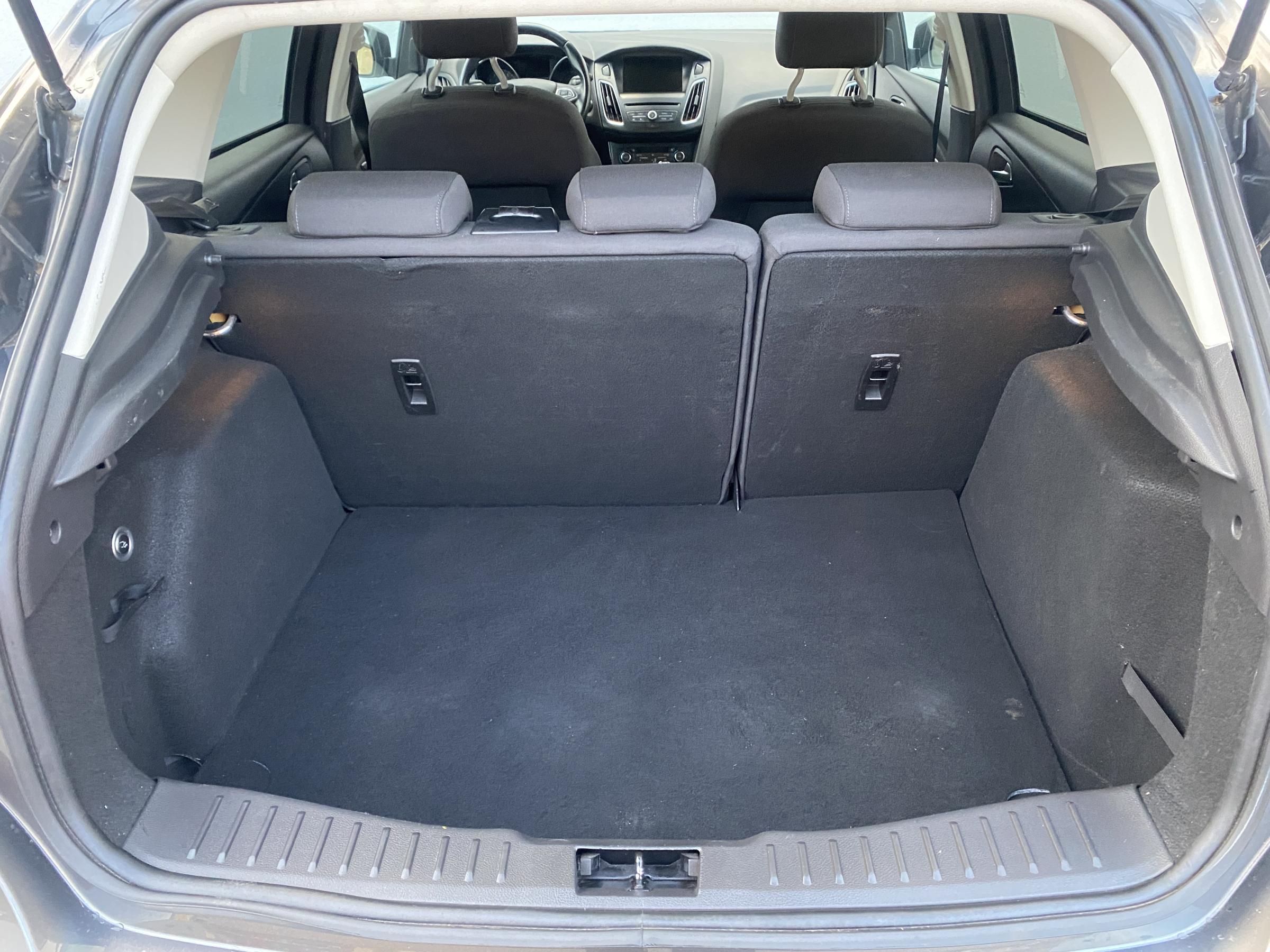 Ford Focus, 2015 - pohled č. 7