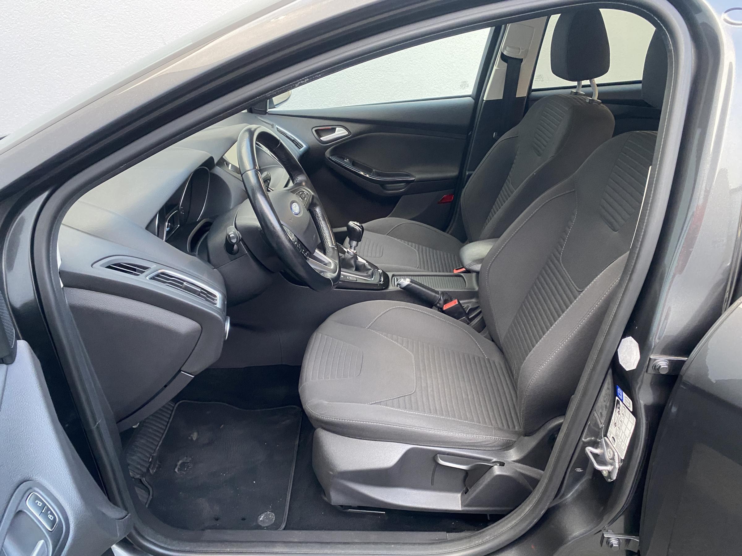 Ford Focus, 2015 - pohled č. 9