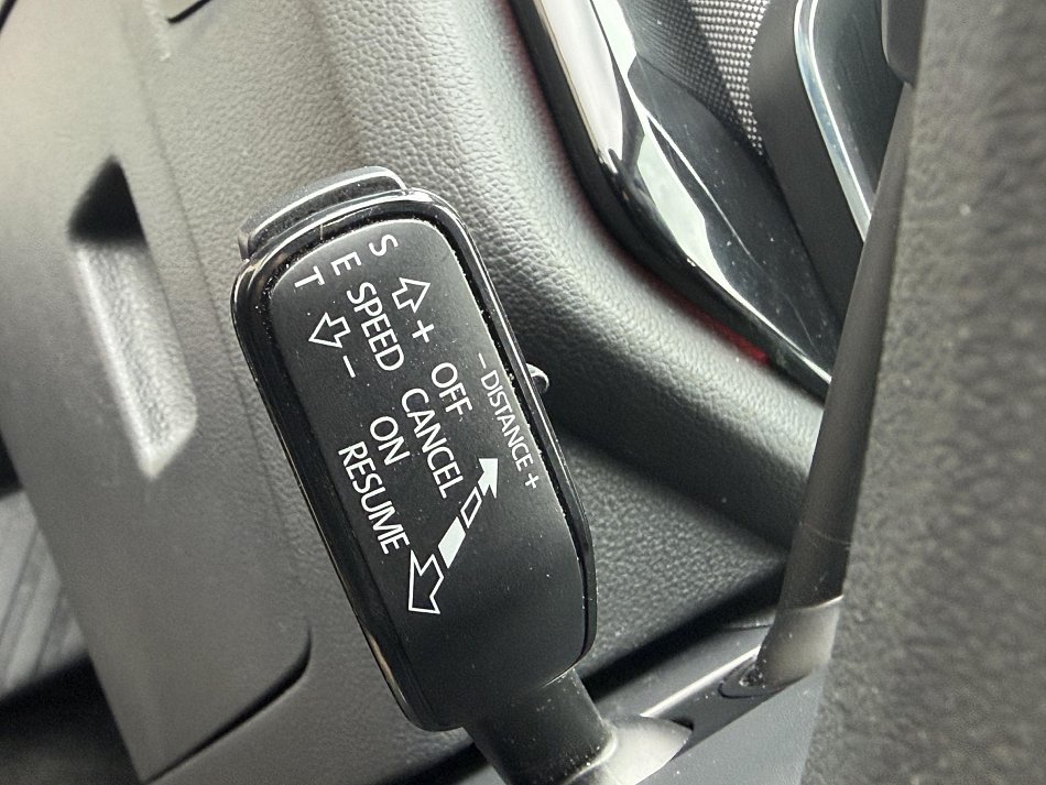 Škoda Octavia IV 1.5 TSi Style